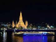 Riverside กินเล่น เรือเคาท์ดาวน์สตรีทฟู้ดไทย กรุงเทพฯ